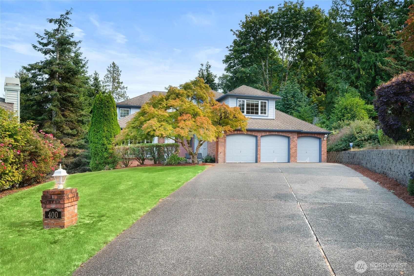 Issaquah, Washington, 98027, United States, 4 Bedrooms Bedrooms, ,2 BathroomsBathrooms,Residential,Active,1914844