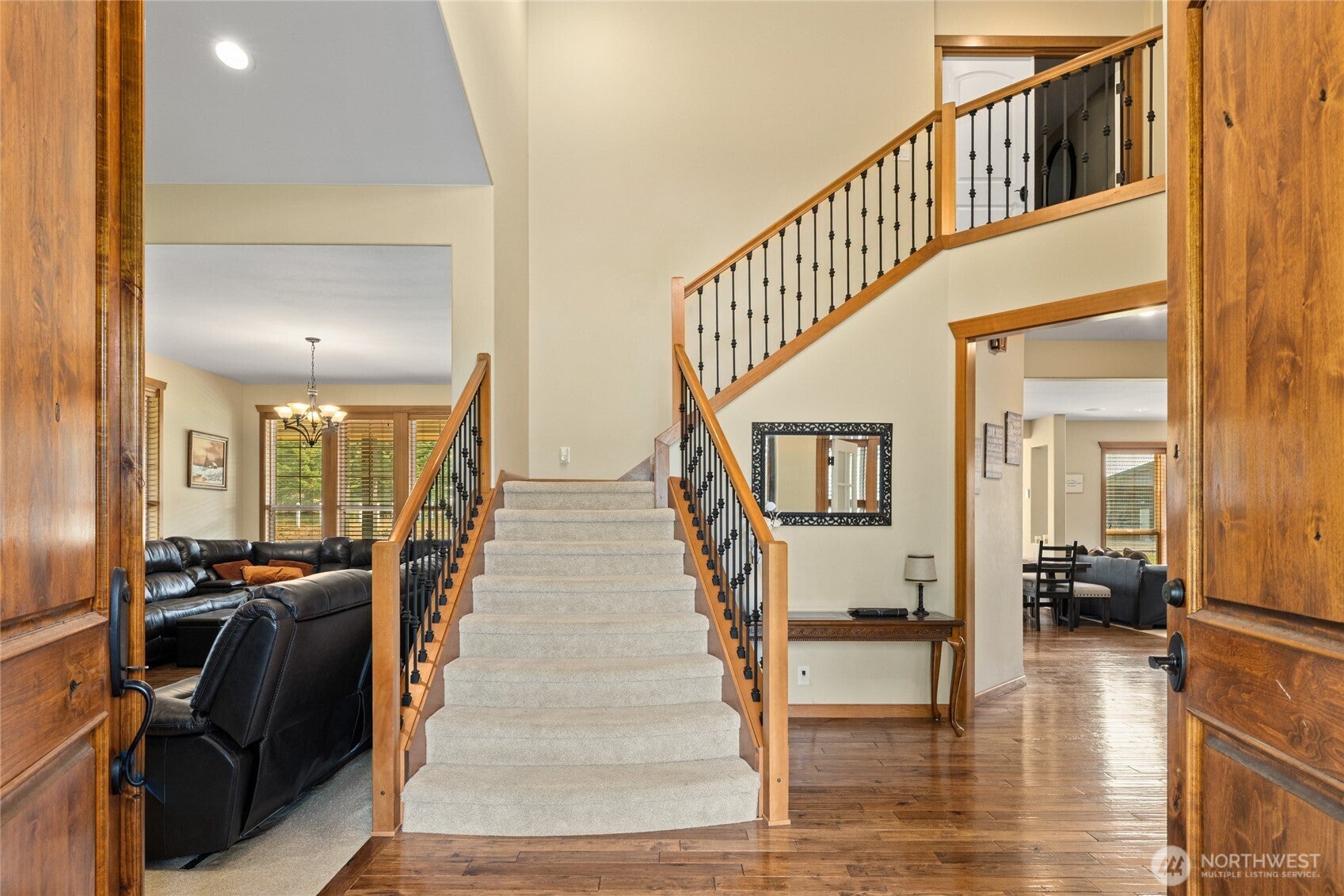 Cle Elum, Washington, 98922, United States, 4 Bedrooms Bedrooms, ,3 BathroomsBathrooms,Residential,Active,1944053