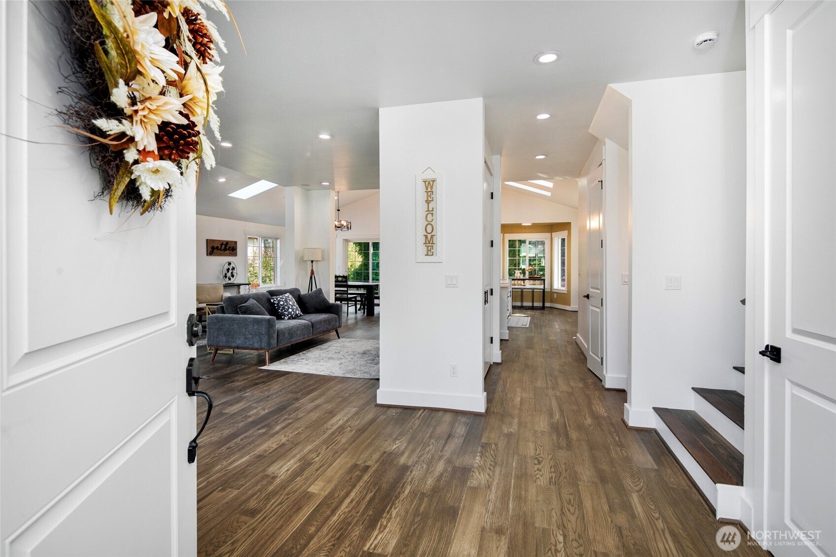 Mountlake Terrace, Washington, 98043, United States, 4 Bedrooms Bedrooms, ,3 BathroomsBathrooms,Residential,Active,2002597