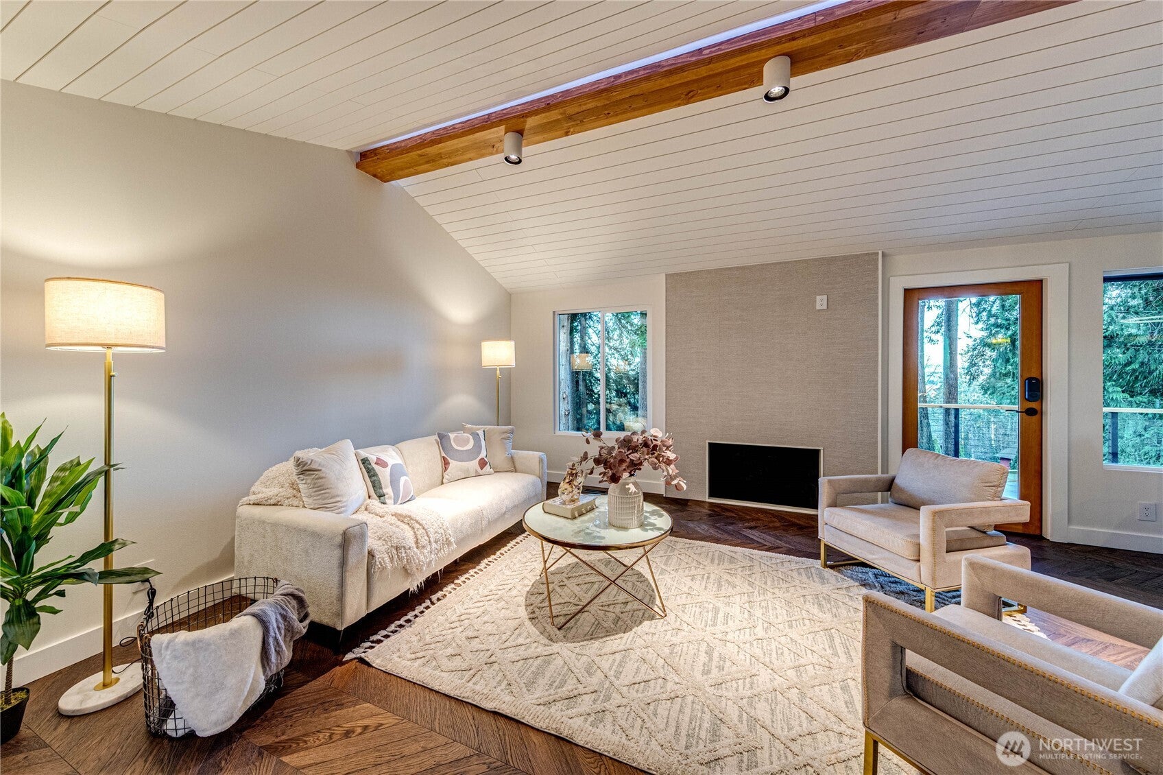 Bothell, Washington, 98021, United States, 4 Bedrooms Bedrooms, ,3 BathroomsBathrooms,Residential,Active,2012228