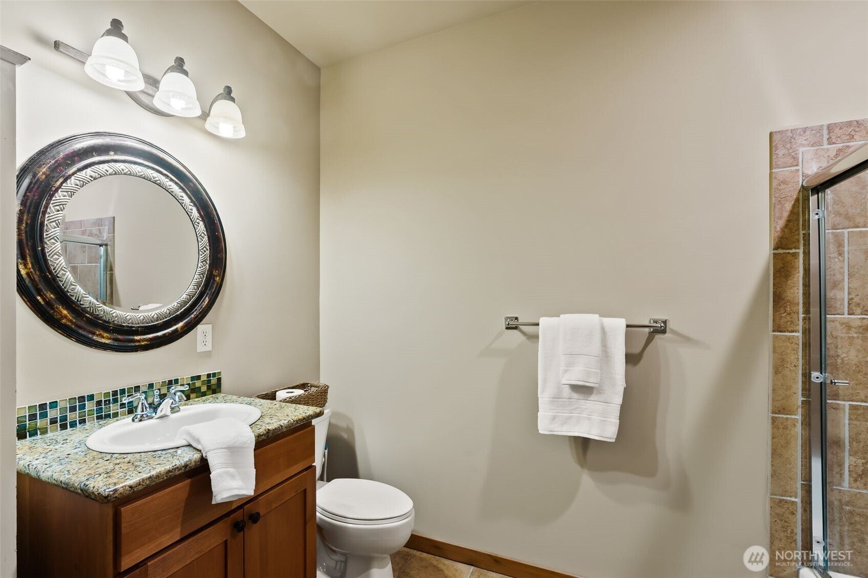 Cle Elum, Washington, 98922, United States, 4 Bedrooms Bedrooms, ,4 BathroomsBathrooms,Residential,Active,1998577