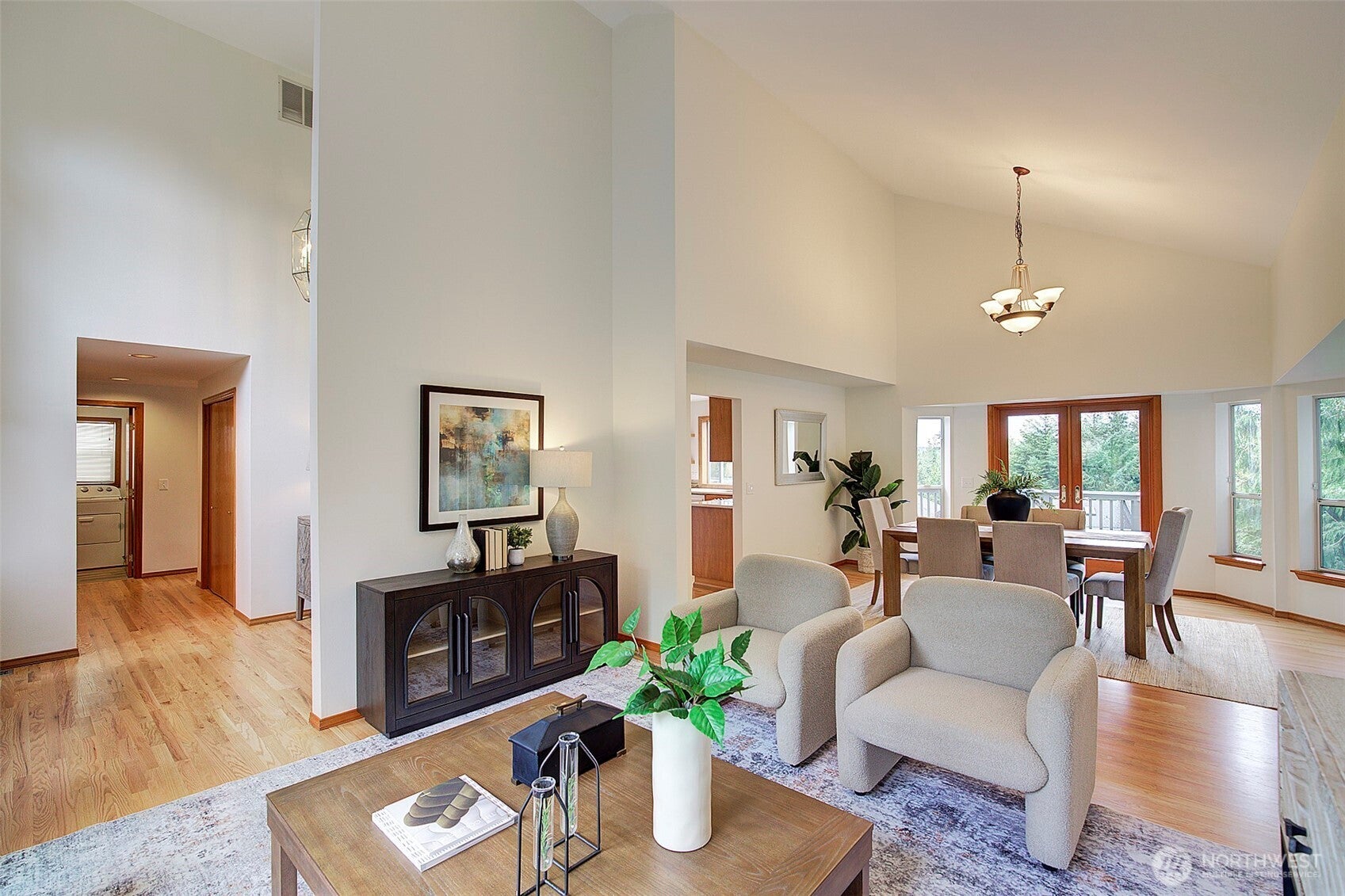 Sammamish, Washington, 98074, United States, 4 Bedrooms Bedrooms, ,4 BathroomsBathrooms,Residential,Active,1909838