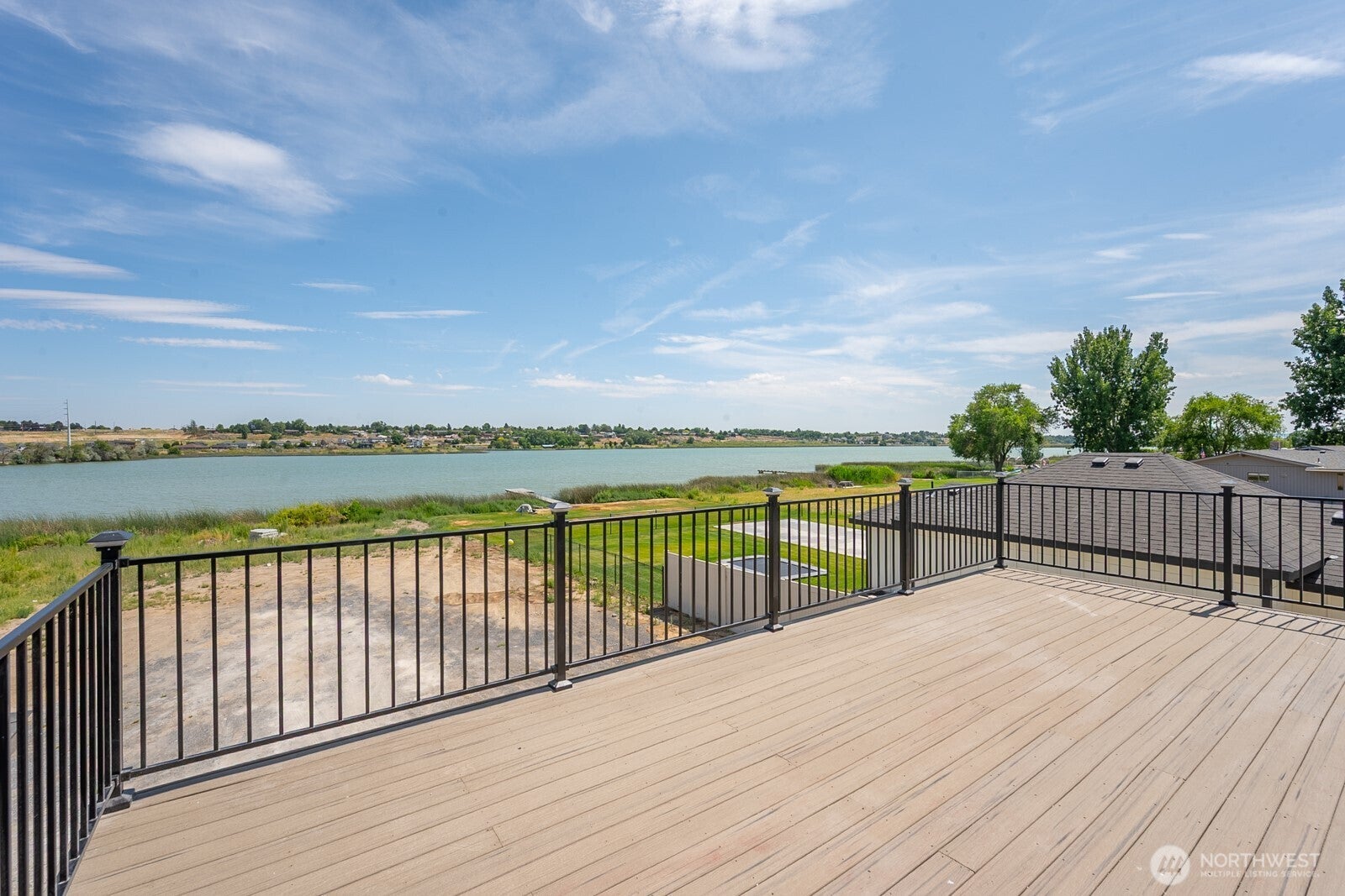 Moses Lake, Washington, 98837, United States, 4 Bedrooms Bedrooms, ,4 BathroomsBathrooms,Residential,Active,1886784