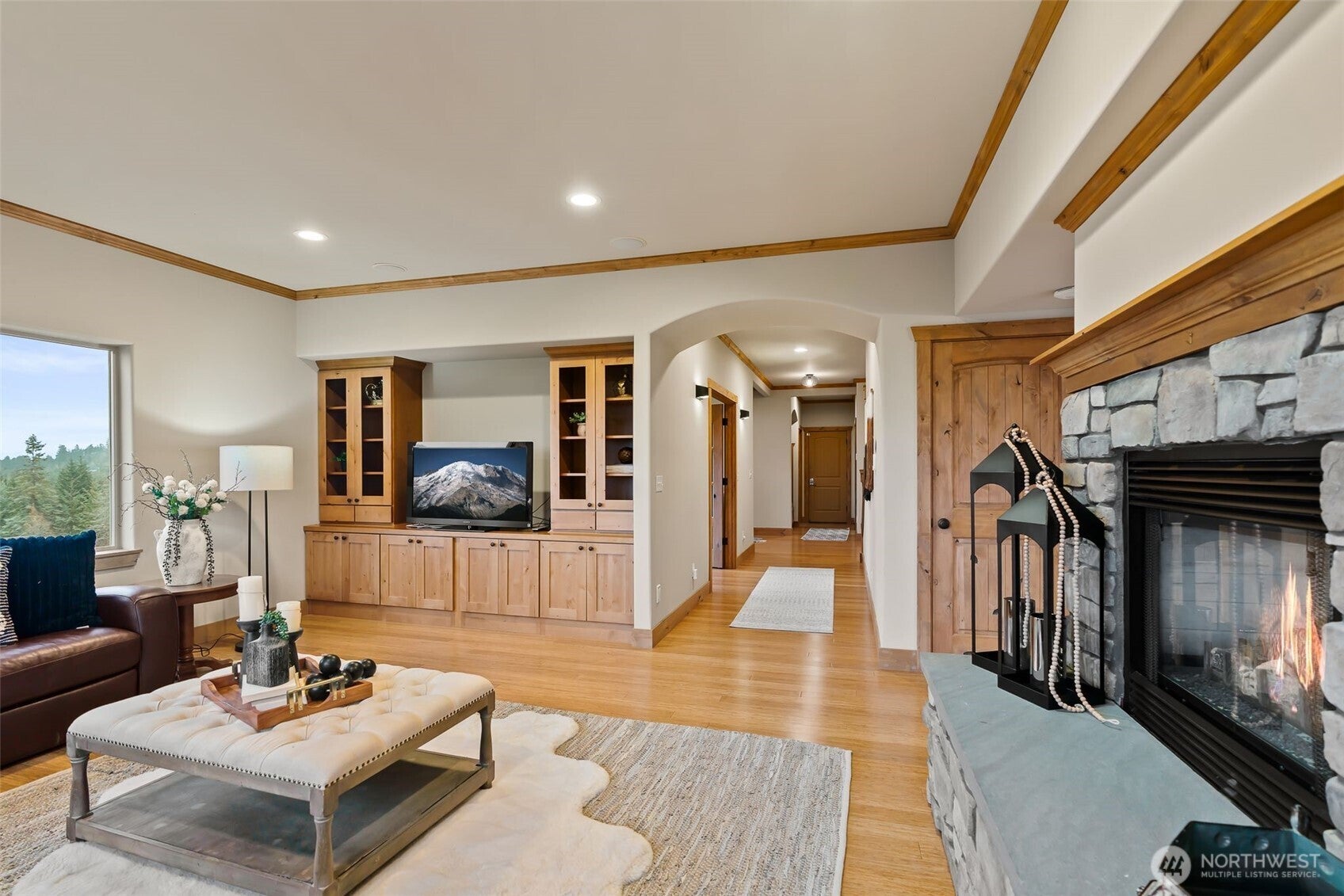 Cle Elum, Washington, 98922, United States, 4 Bedrooms Bedrooms, ,4 BathroomsBathrooms,Residential,Active,1998577