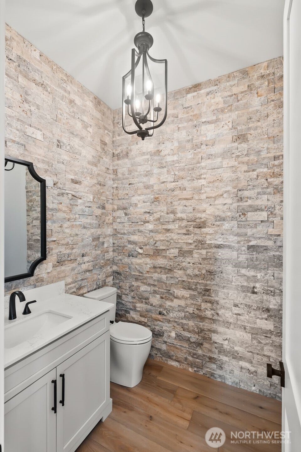 Yakima, Washington, 98908, United States, 4 Bedrooms Bedrooms, ,4 BathroomsBathrooms,Residential,Active,1993975