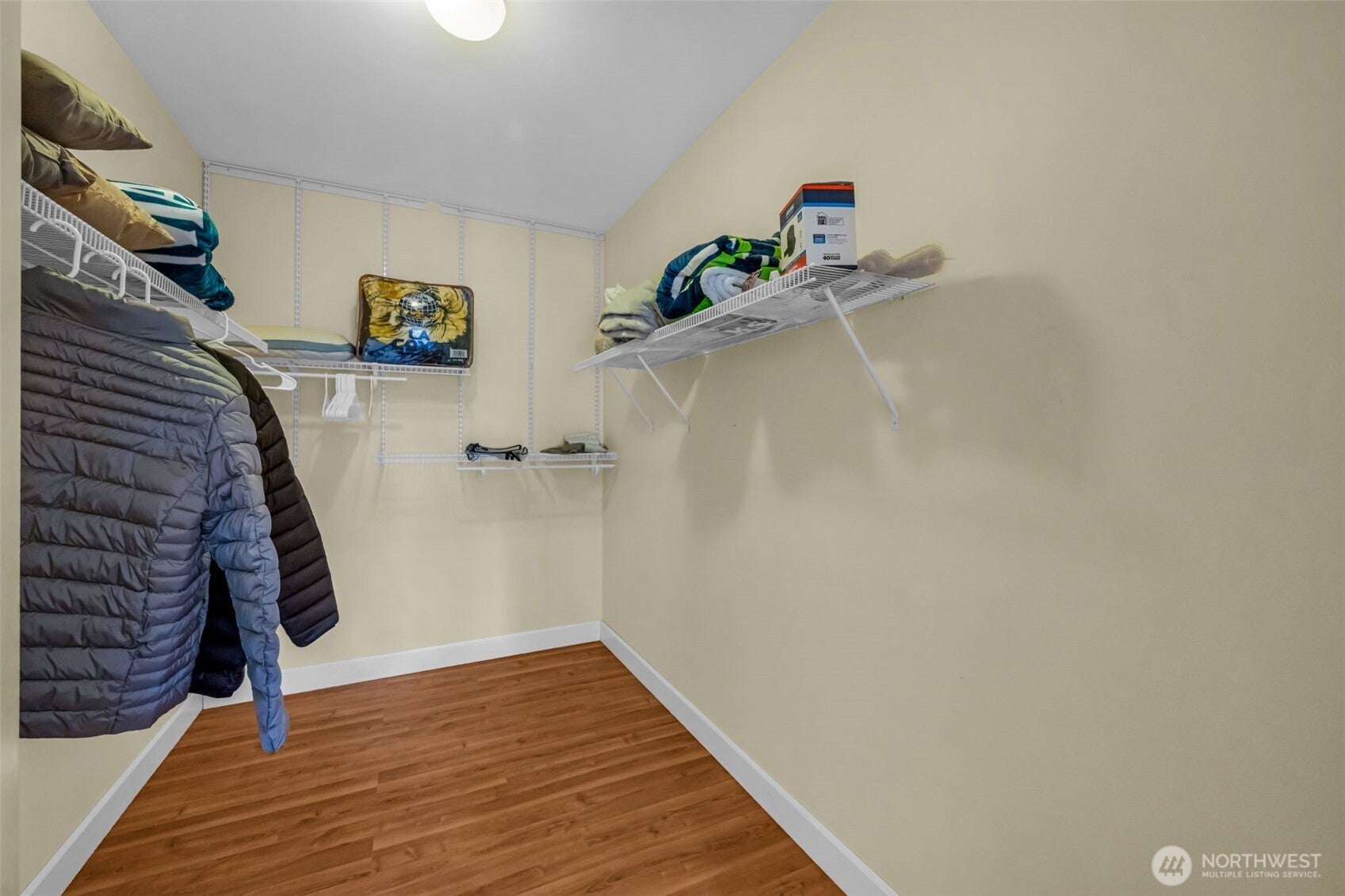 Mount Vernon, Washington, 98274, United States, 4 Bedrooms Bedrooms, ,3 BathroomsBathrooms,Residential,Active,2010914