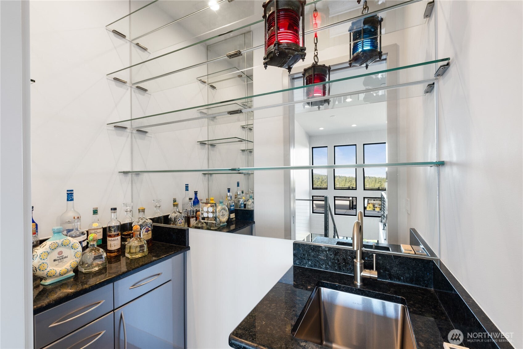 Anacortes, Washington, 98221, United States, 3 Bedrooms Bedrooms, ,3 BathroomsBathrooms,Residential,Active,1968386