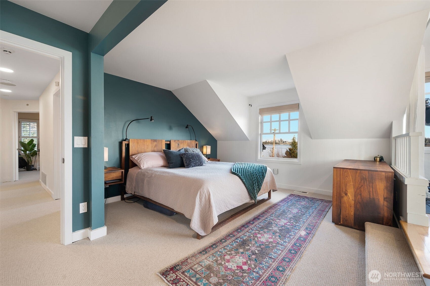 Seattle, Washington, 98144, United States, 5 Bedrooms Bedrooms, ,4 BathroomsBathrooms,Residential,Active,1936447