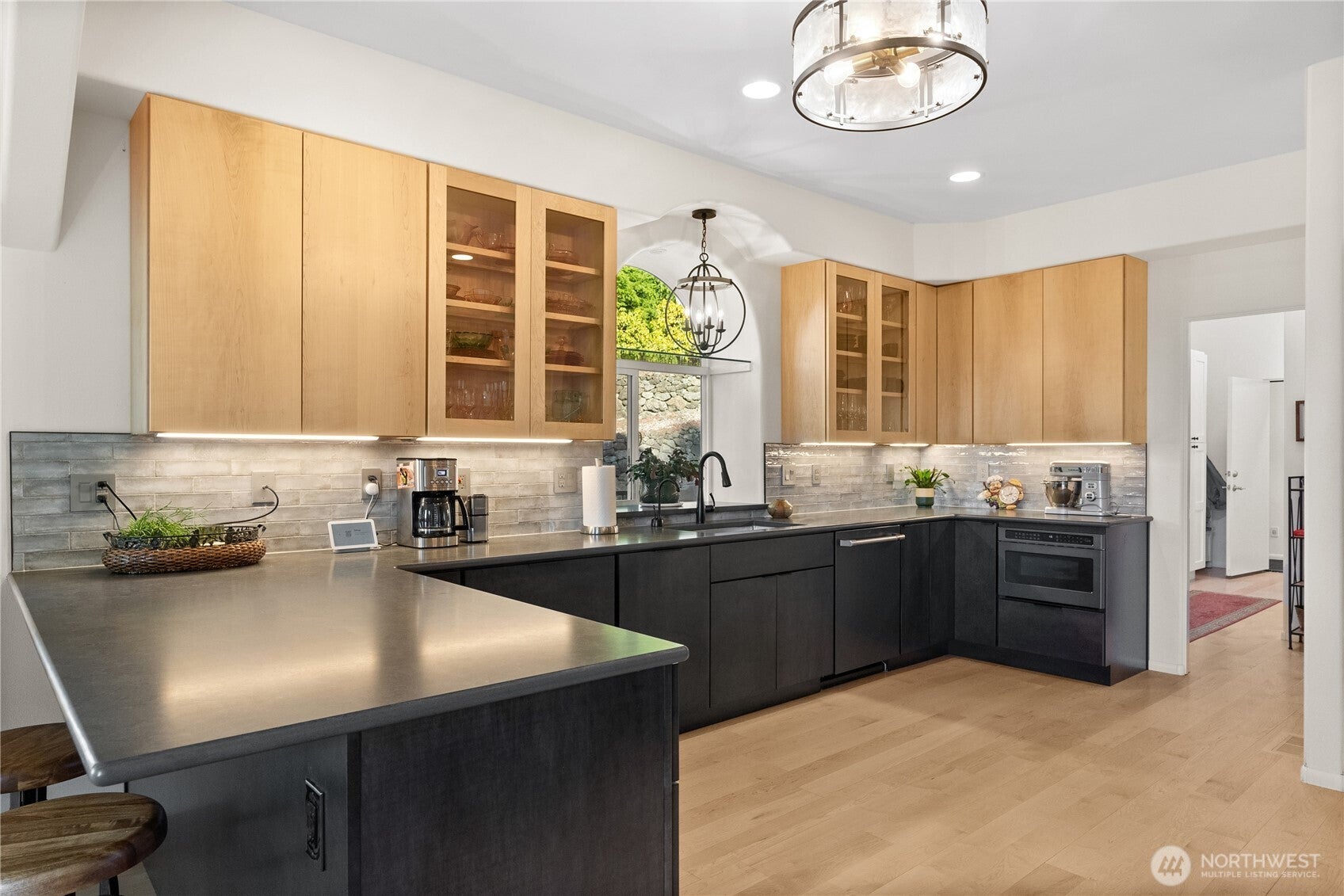 Bremerton, Washington, 98310, United States, 4 Bedrooms Bedrooms, ,4 BathroomsBathrooms,Residential,Active,1894177