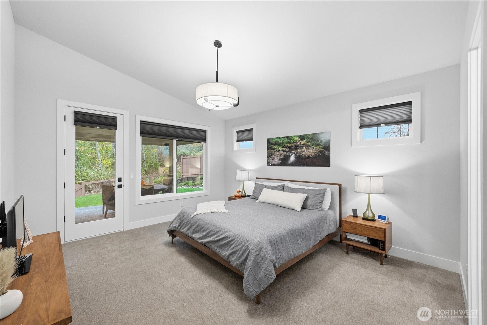 Mount Vernon, Washington, 98274, United States, 3 Bedrooms Bedrooms, ,4 BathroomsBathrooms,Residential,Active,1985575