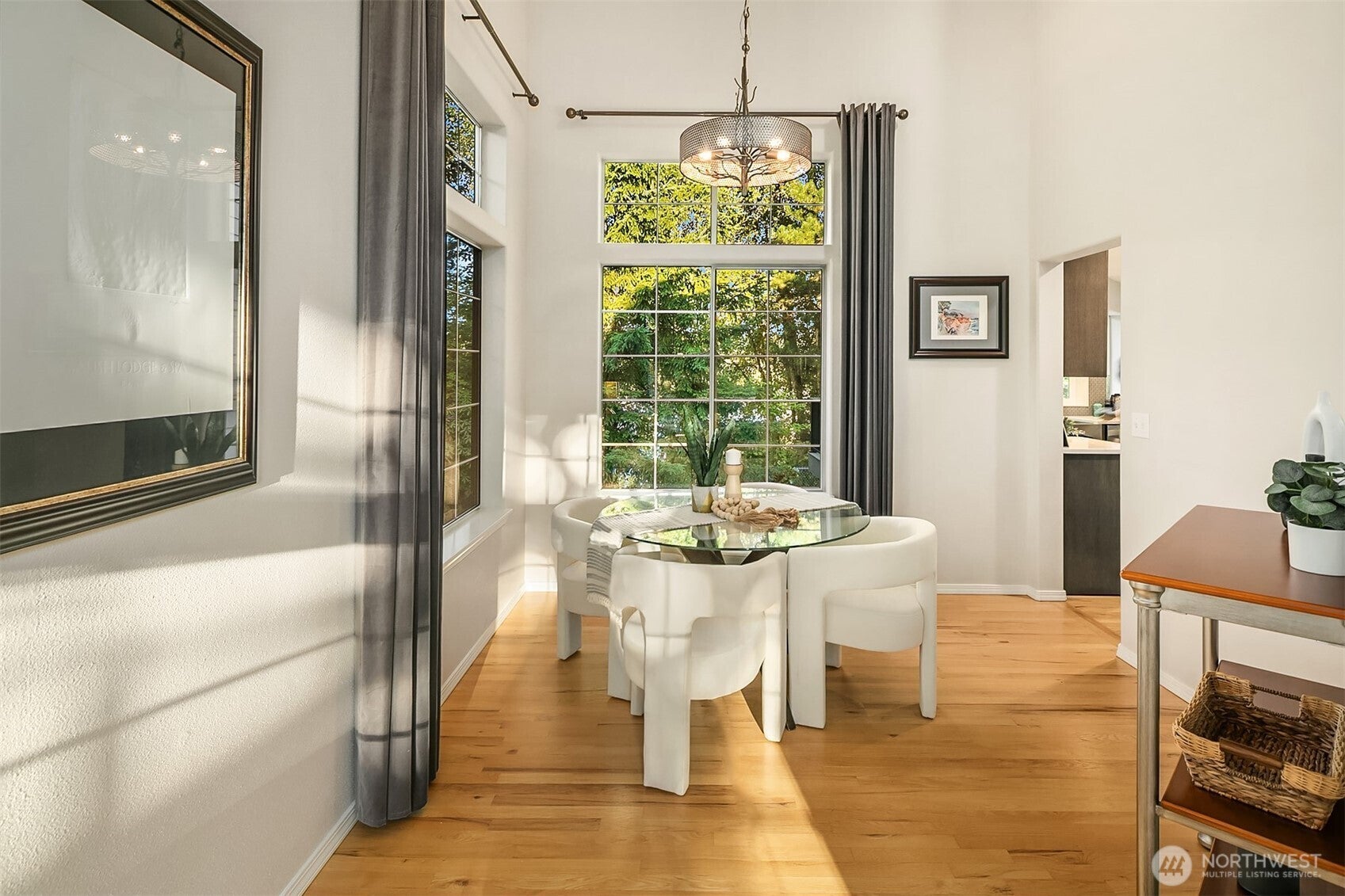 Woodinville, Washington, 98072, United States, 3 Bedrooms Bedrooms, ,3 BathroomsBathrooms,Residential,Active,1945838