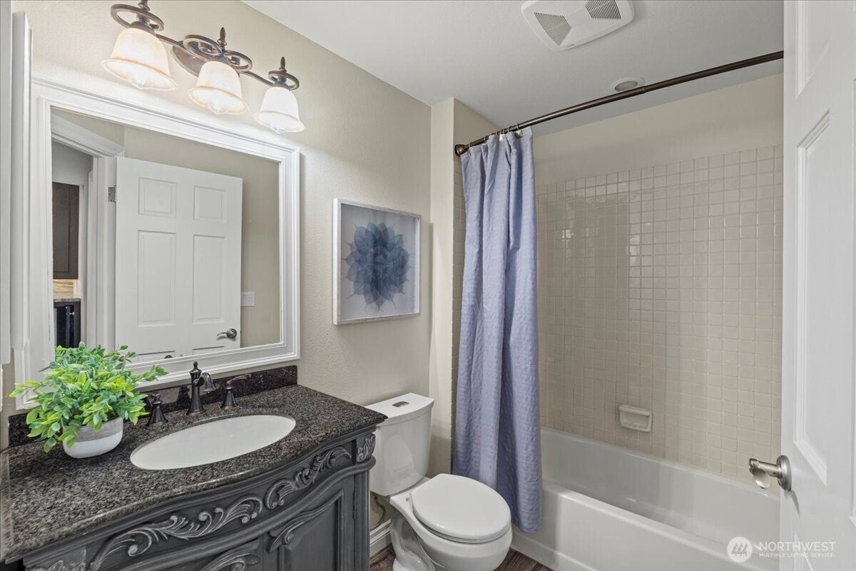 Redmond, Washington, 98052, United States, 4 Bedrooms Bedrooms, ,3 BathroomsBathrooms,Residential,Active,1953683