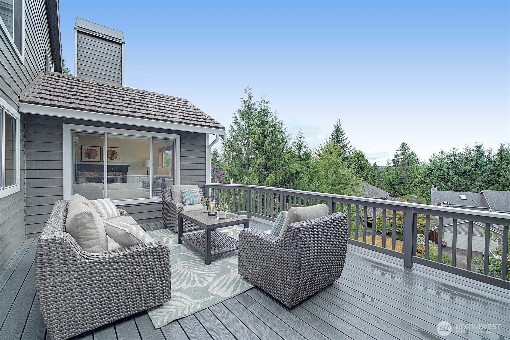 Sammamish, Washington, 98074, United States, 4 Bedrooms Bedrooms, ,4 BathroomsBathrooms,Residential,Active,1909838