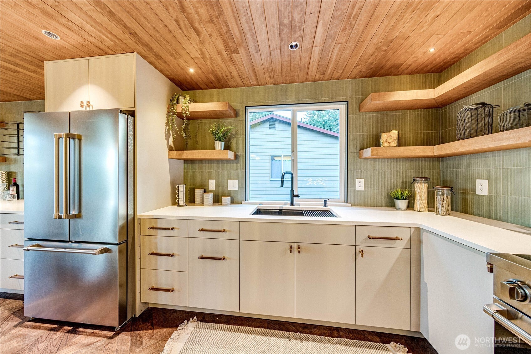 Bothell, Washington, 98021, United States, 4 Bedrooms Bedrooms, ,3 BathroomsBathrooms,Residential,Active,2012228