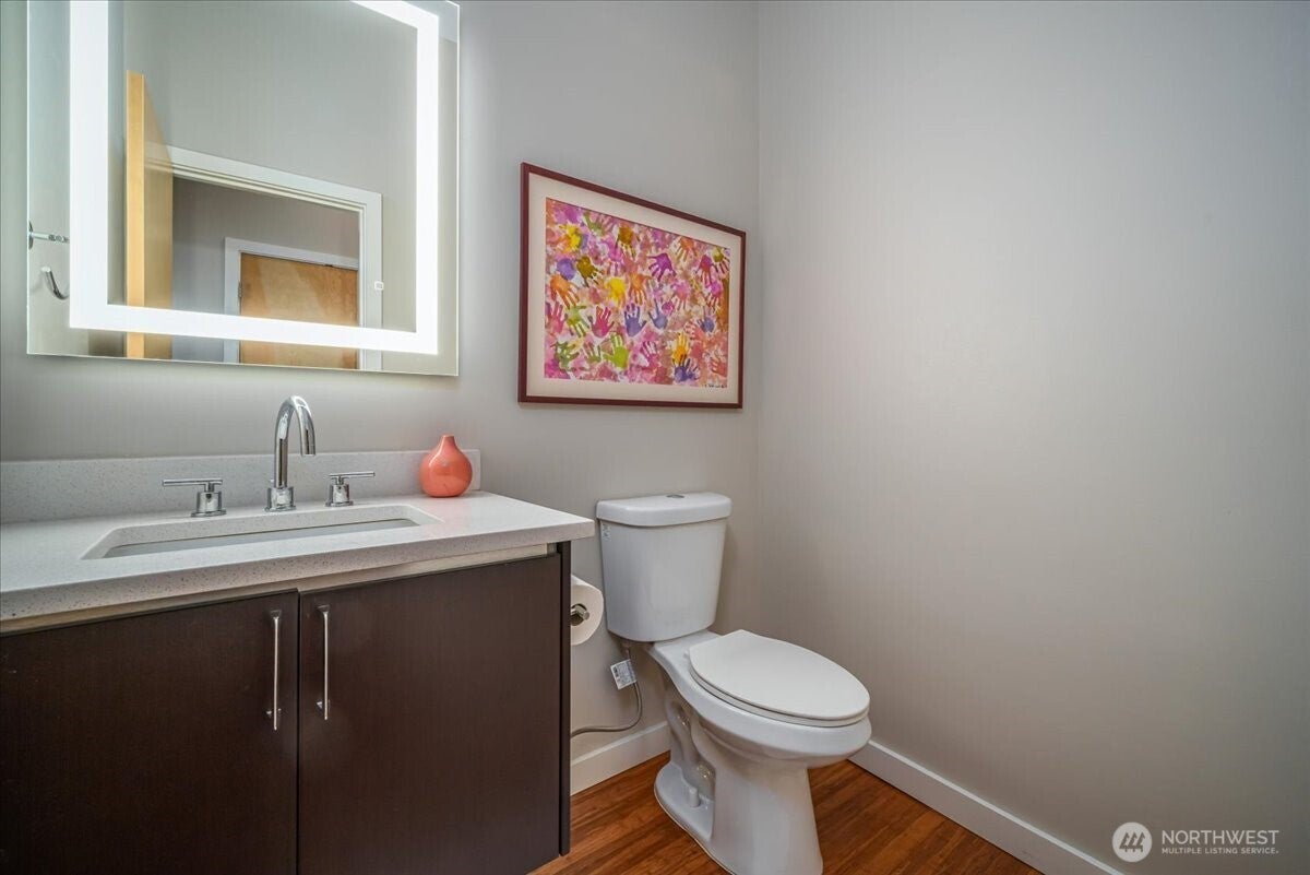 Seattle, Washington, 98177, United States, 4 Bedrooms Bedrooms, ,3 BathroomsBathrooms,Residential,Active,1953640