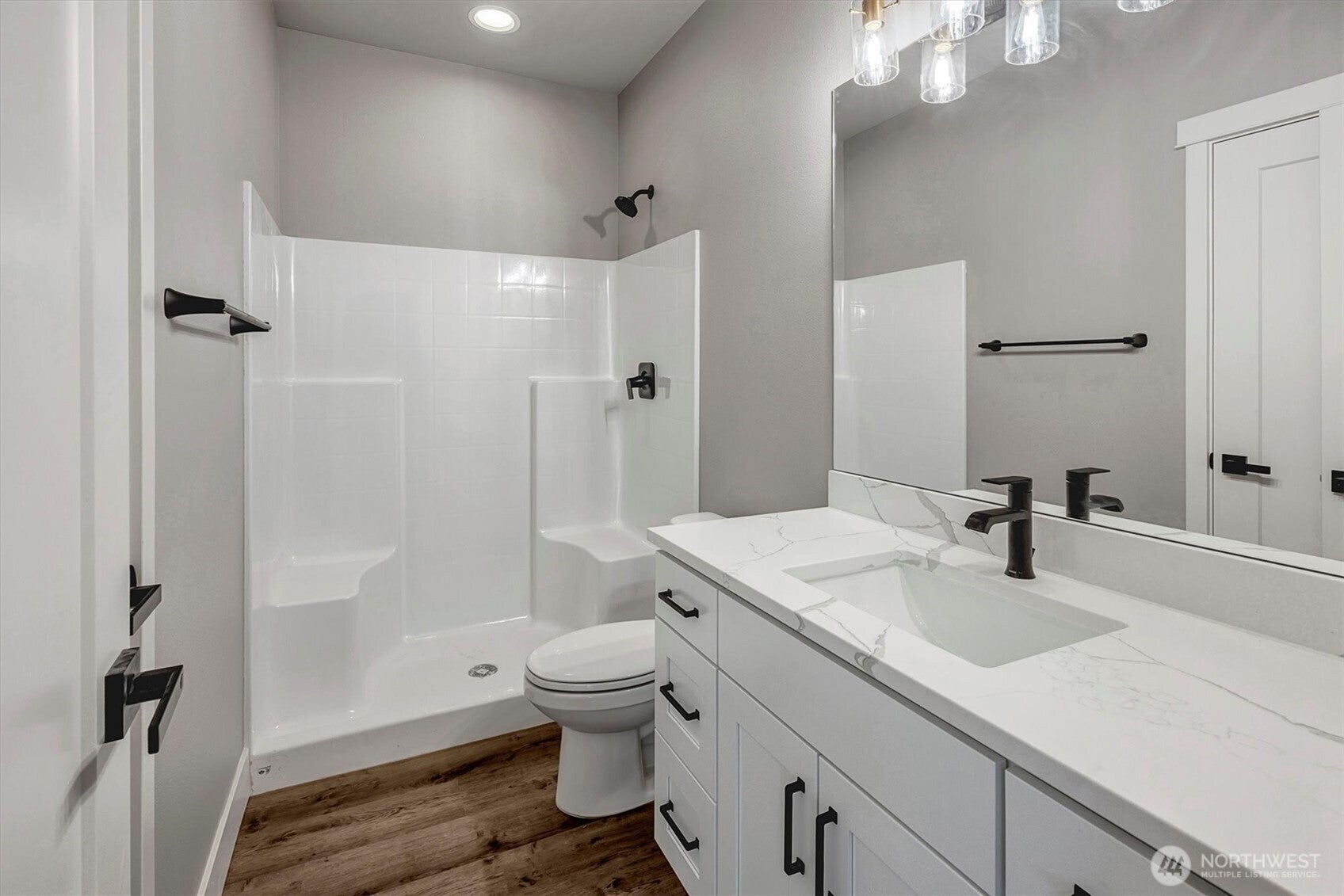 Sammamish, Washington, 98074, United States, 4 Bedrooms Bedrooms, ,4 BathroomsBathrooms,Residential,Active,1886848