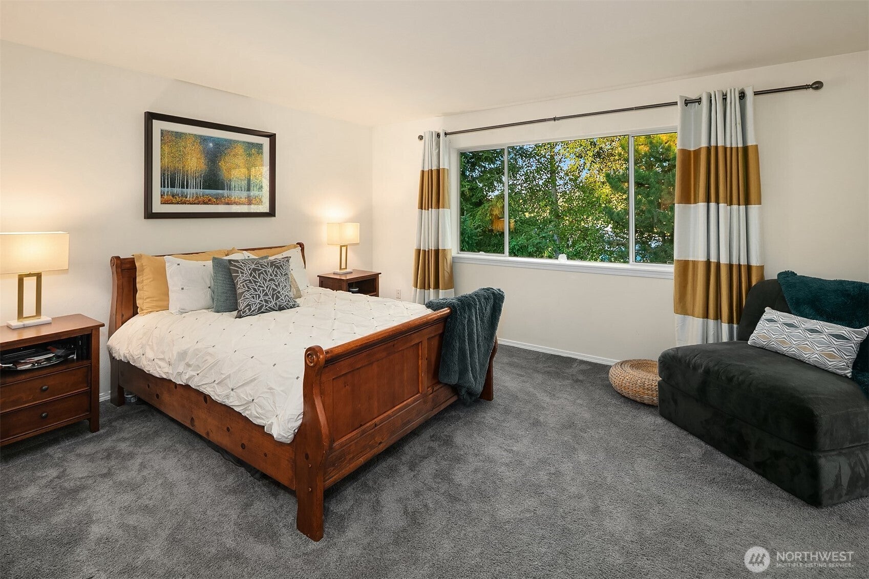 Woodinville, Washington, 98072, United States, 3 Bedrooms Bedrooms, ,3 BathroomsBathrooms,Residential,Active,1945838