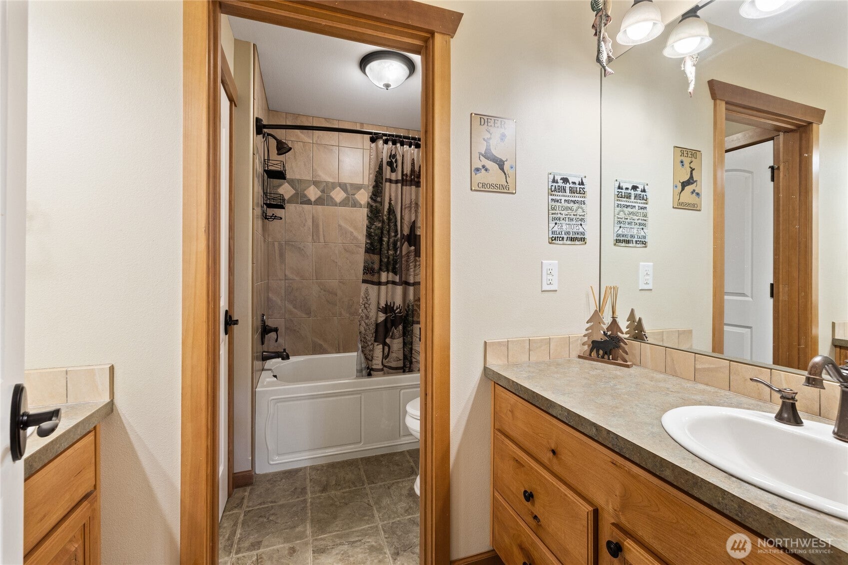 Cle Elum, Washington, 98922, United States, 4 Bedrooms Bedrooms, ,3 BathroomsBathrooms,Residential,Active,1944053
