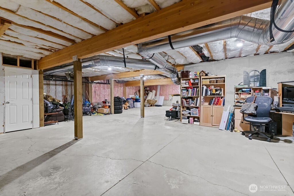 Yakima, Washington, 98901, United States, 4 Bedrooms Bedrooms, ,3 BathroomsBathrooms,Residential,Active,1820832