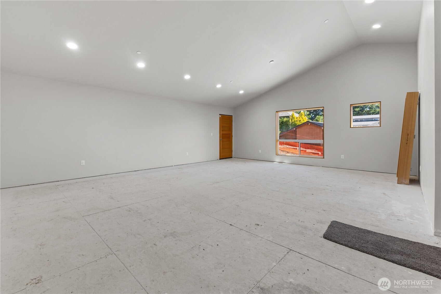 Lake Tapps, Washington, 98391, United States, 3 Bedrooms Bedrooms, ,6 BathroomsBathrooms,Residential,Active,1914925