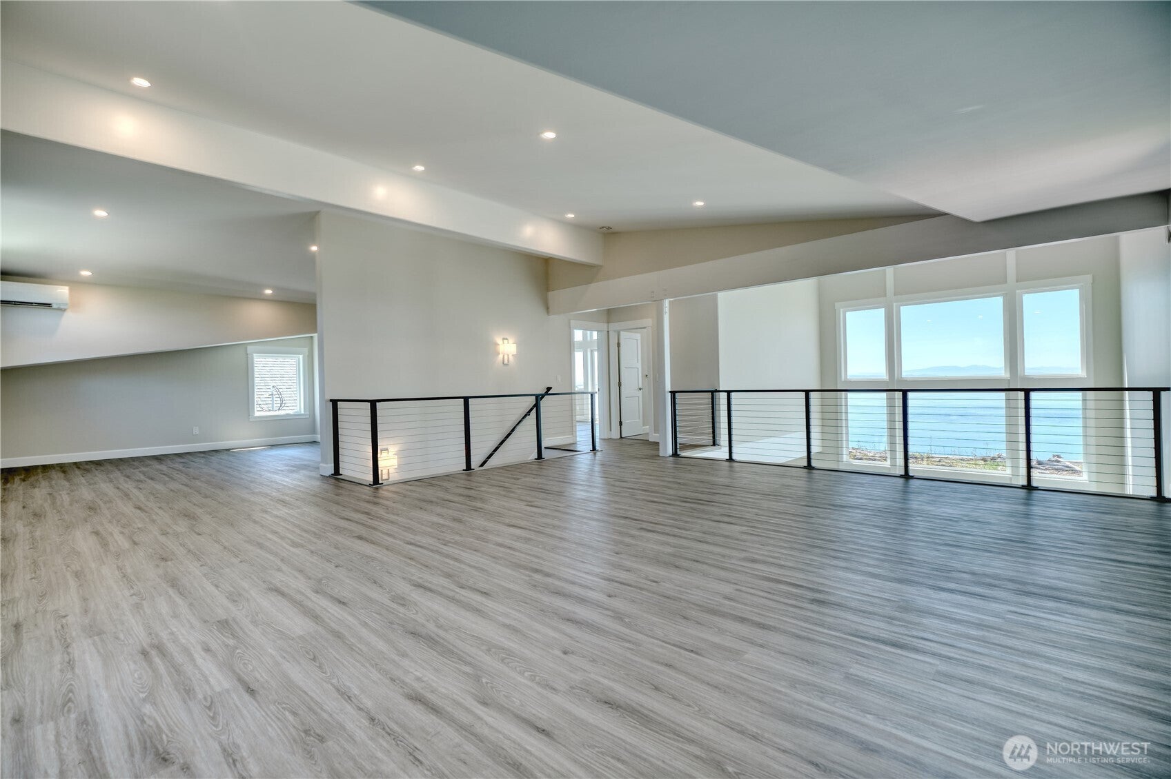 Point Roberts, Washington, 98281, United States, 2 Bedrooms Bedrooms, ,3 BathroomsBathrooms,Residential,Active,1905096