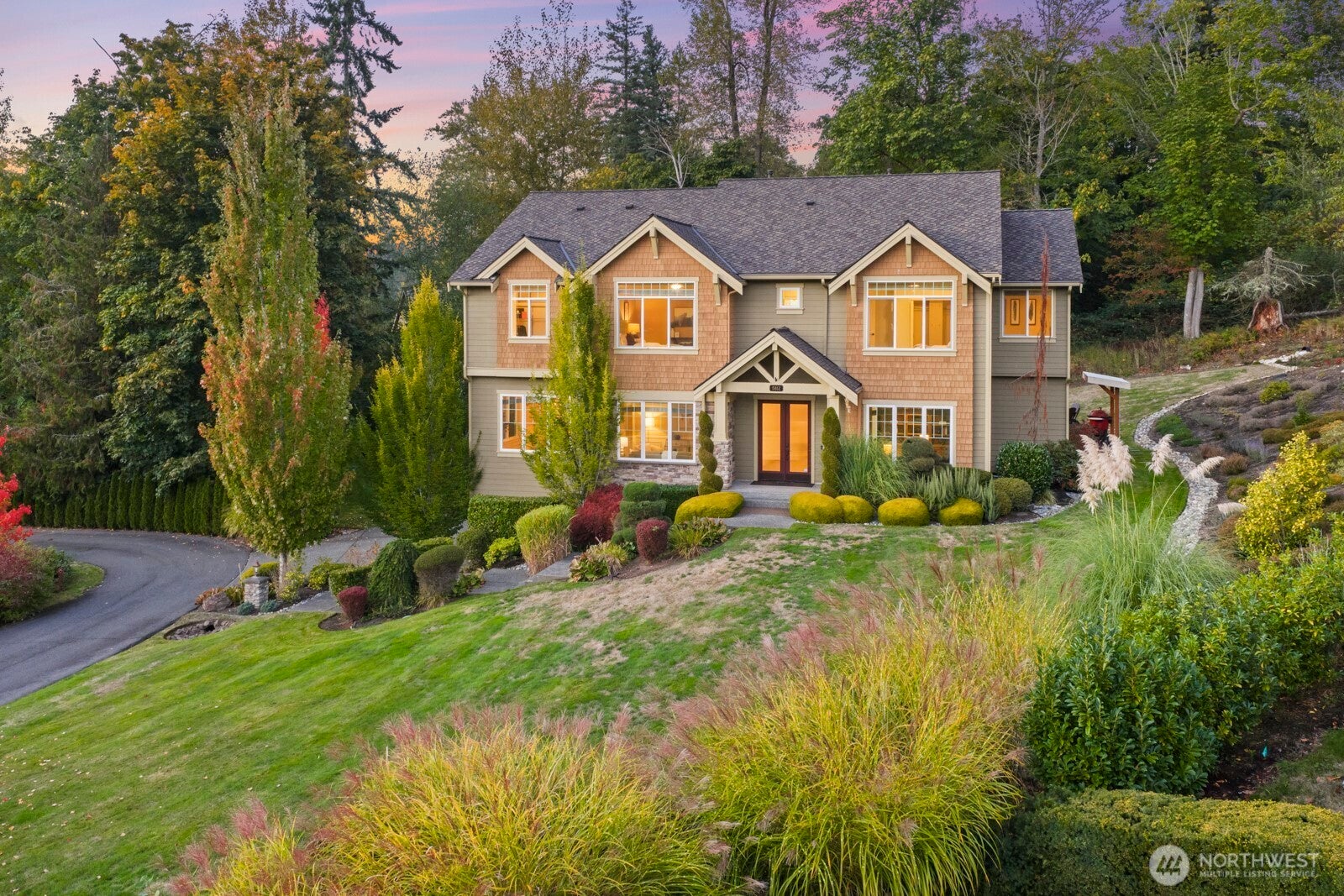 Redmond, Washington, 98053, United States, 4 Bedrooms Bedrooms, ,5 BathroomsBathrooms,Residential,Active,1967297