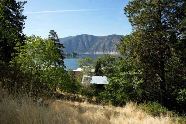 210 BOETZKES AVE, MANSON, WA 98831 - Image 1