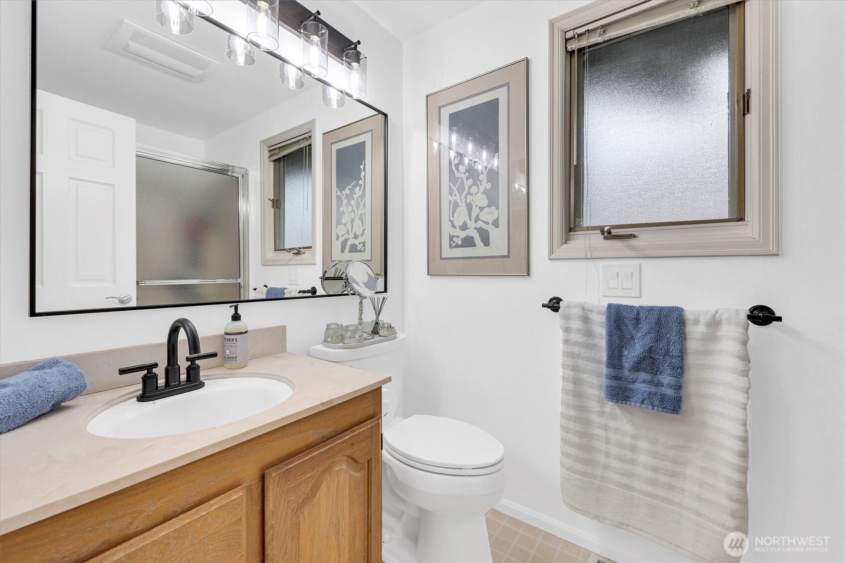 Redmond, Washington, 98052, United States, 5 Bedrooms Bedrooms, ,3 BathroomsBathrooms,Residential,Active,1988724