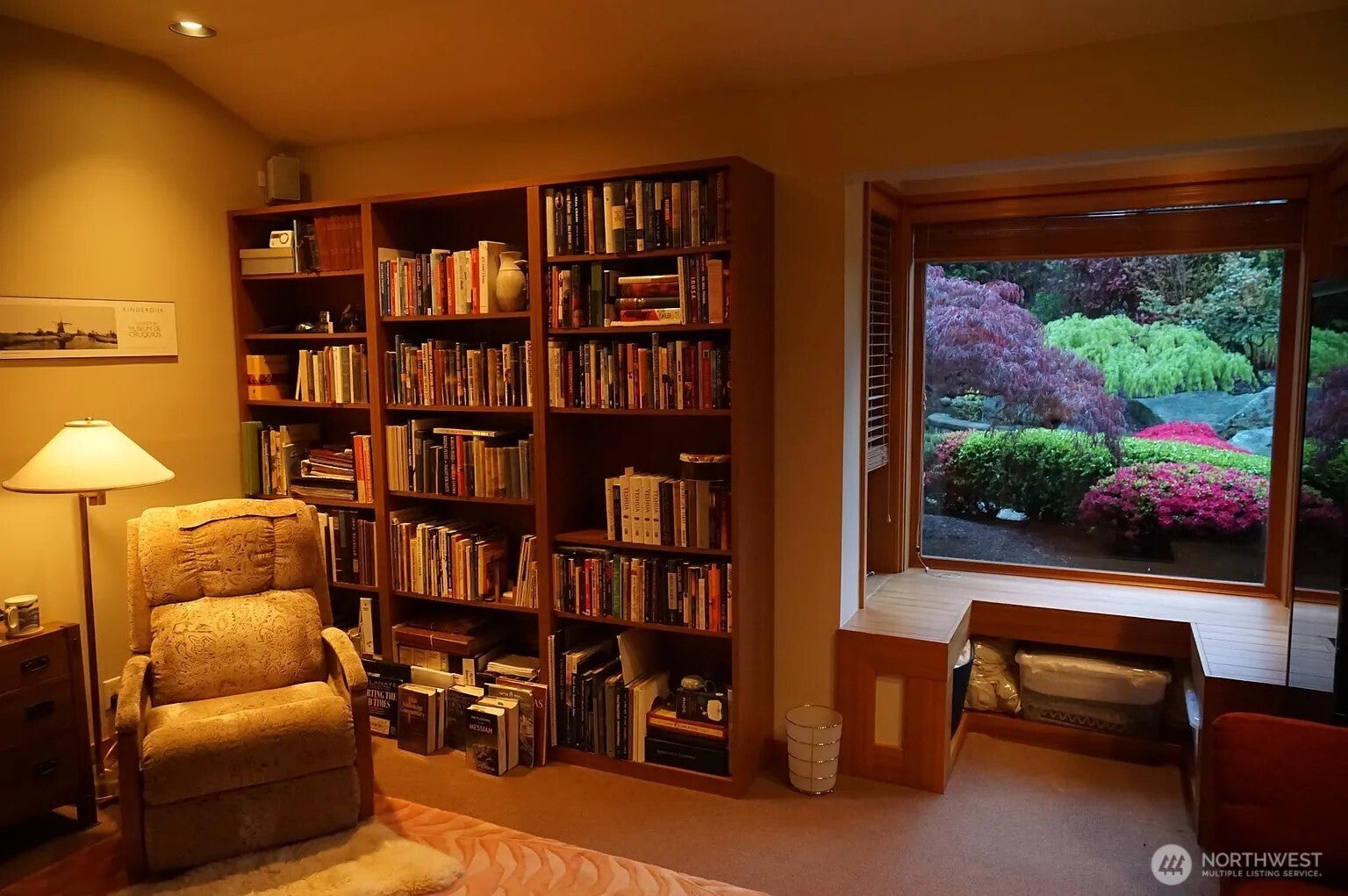 Bellevue, Washington, 98004, United States, 3 Bedrooms Bedrooms, ,2 BathroomsBathrooms,Residential,Active,1876689