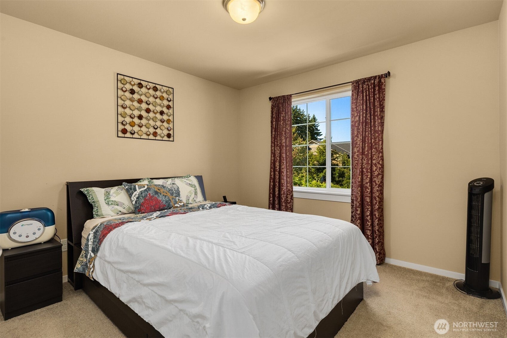 Bothell, Washington, 98021, United States, 4 Bedrooms Bedrooms, ,3 BathroomsBathrooms,Residential,Active,1922335