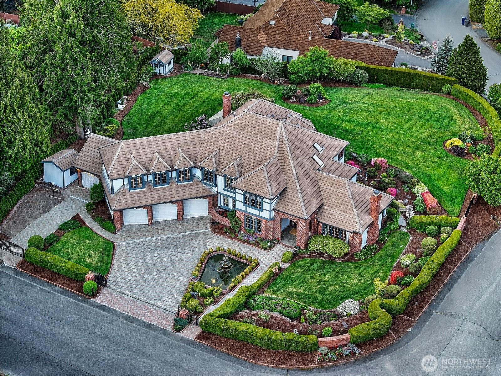 Bothell, Washington, 98021, United States, 3 Bedrooms Bedrooms, ,4 BathroomsBathrooms,Residential,Active,1936455