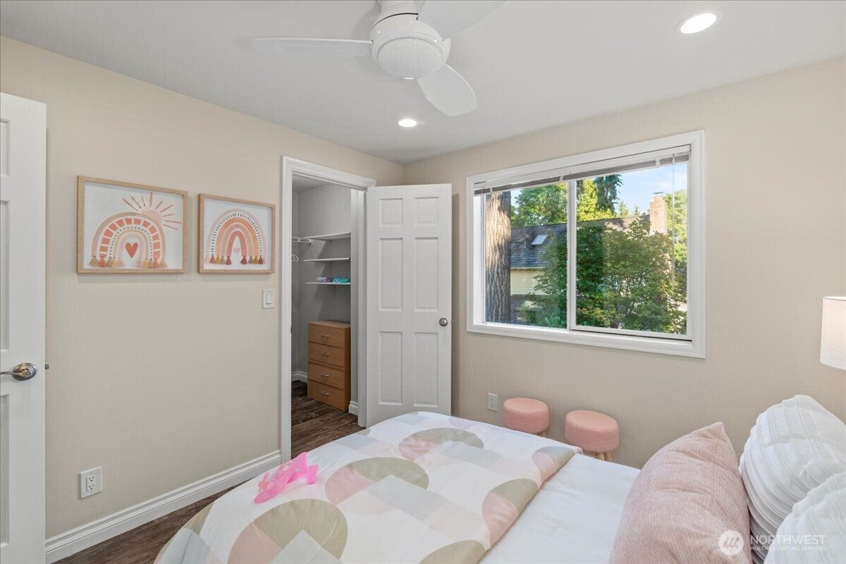 Redmond, Washington, 98052, United States, 4 Bedrooms Bedrooms, ,3 BathroomsBathrooms,Residential,Active,1953683