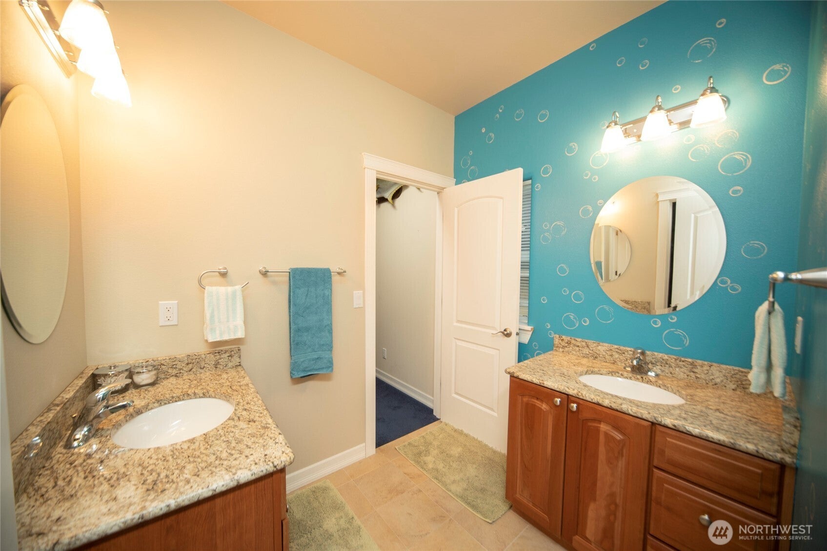 Quincy, Washington, 98848, United States, 4 Bedrooms Bedrooms, ,4 BathroomsBathrooms,Residential,Active,1824915