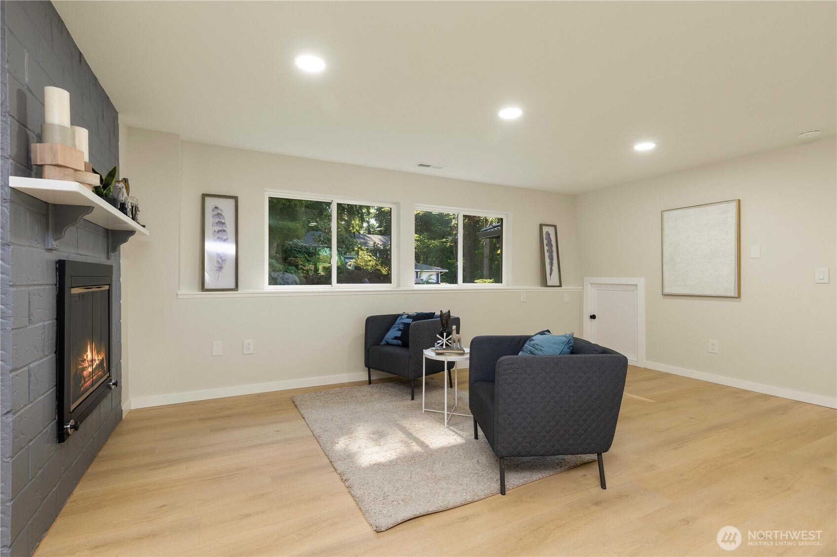 Woodinville, Washington, 98072, United States, 4 Bedrooms Bedrooms, ,3 BathroomsBathrooms,Residential,Active,1952507