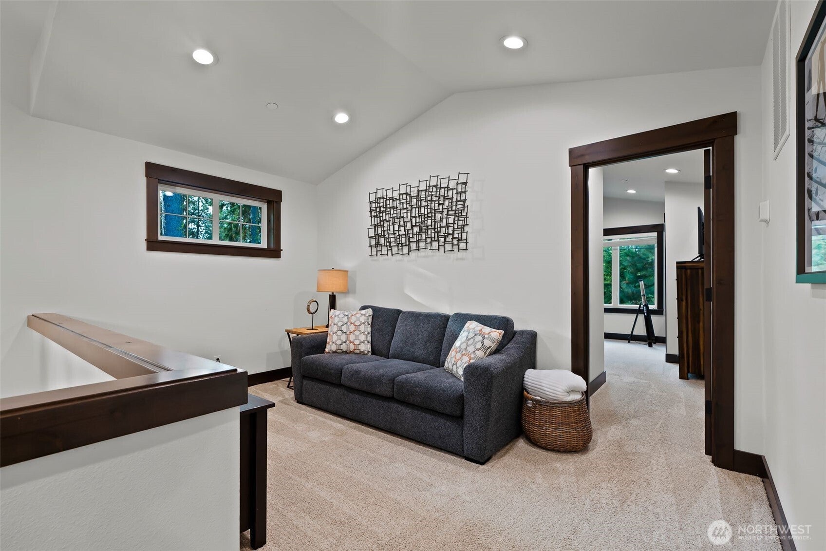 Cle Elum, Washington, 98922, United States, 4 Bedrooms Bedrooms, ,5 BathroomsBathrooms,Residential,Active,1965788