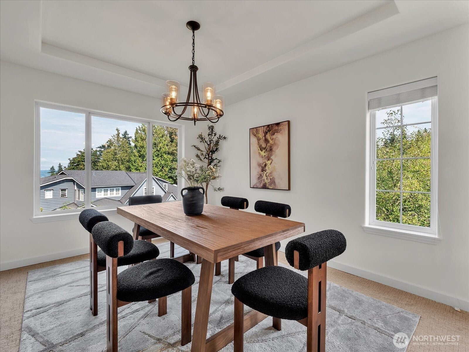 Mukilteo, Washington, 98275, United States, 5 Bedrooms Bedrooms, ,4 BathroomsBathrooms,Residential,Active,1943790