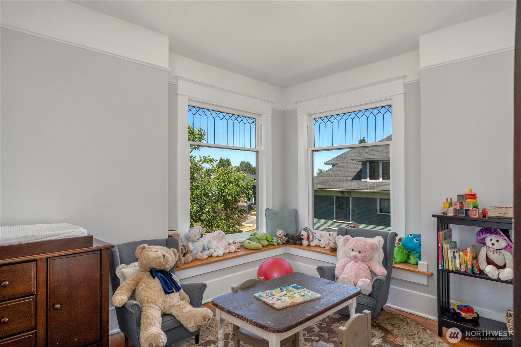 Tacoma, Washington, 98406, United States, 5 Bedrooms Bedrooms, ,4 BathroomsBathrooms,Residential,Active,1892447