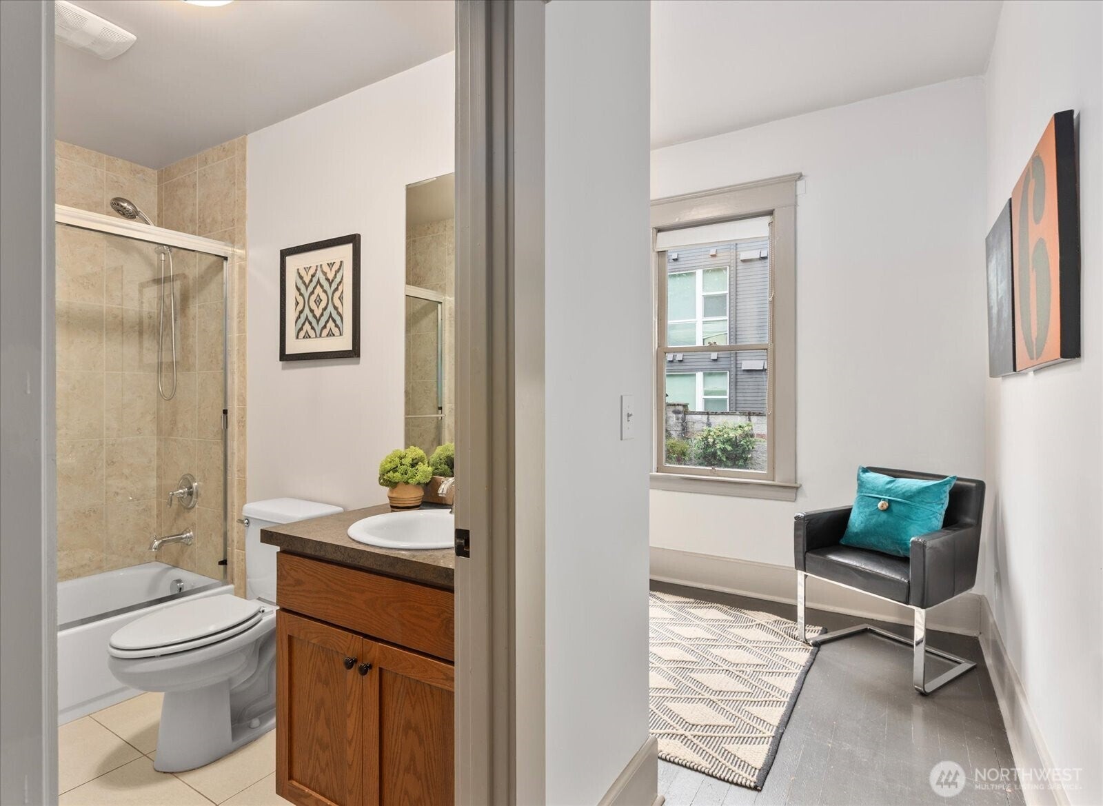 Seattle, Washington, 98102, United States, 4 Bedrooms Bedrooms, ,2 BathroomsBathrooms,Residential,Active,1905356