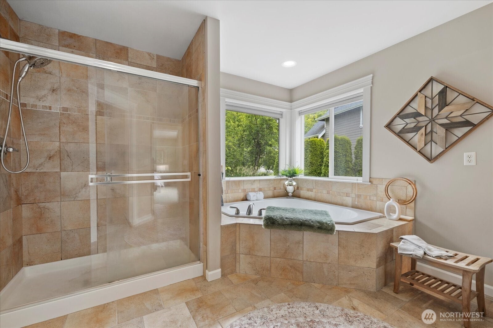 Newcastle, Washington, 98056, United States, 4 Bedrooms Bedrooms, ,3 BathroomsBathrooms,Residential,Active,1850683