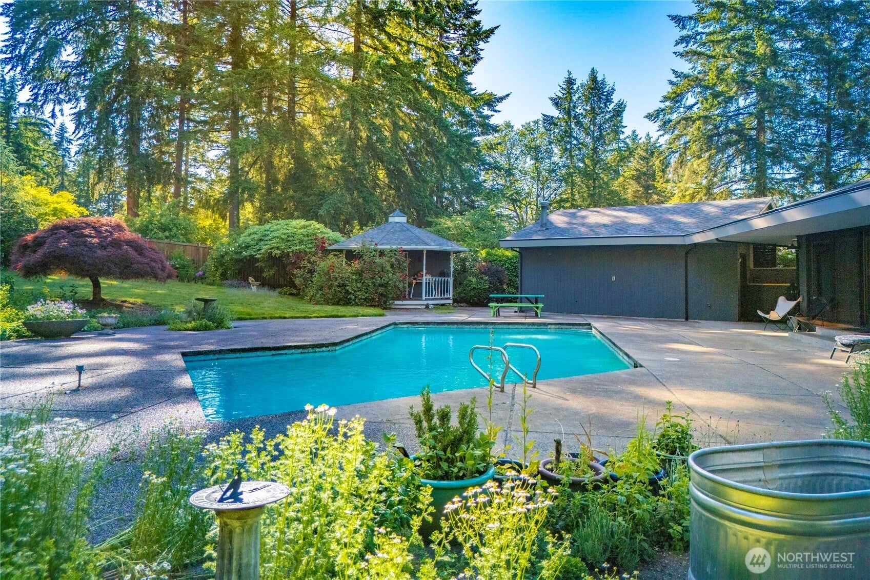 Lakewood, Washington, 98499, United States, ,3 BathroomsBathrooms,Residential,Active,1888516