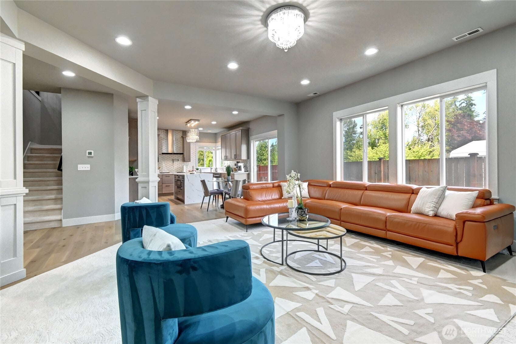 Bothell, Washington, 98012, United States, 4 Bedrooms Bedrooms, ,3 BathroomsBathrooms,Residential,Active,1905359