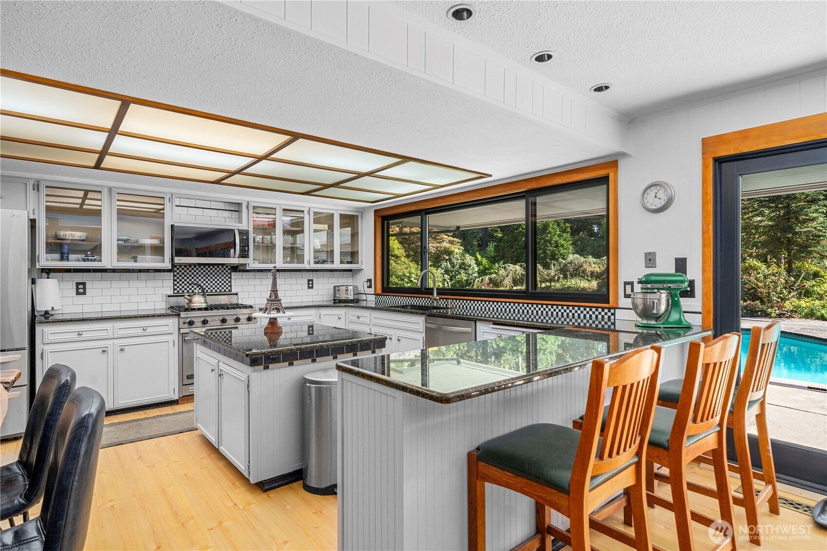 Lakewood, Washington, 98499, United States, ,3 BathroomsBathrooms,Residential,Active,1888516