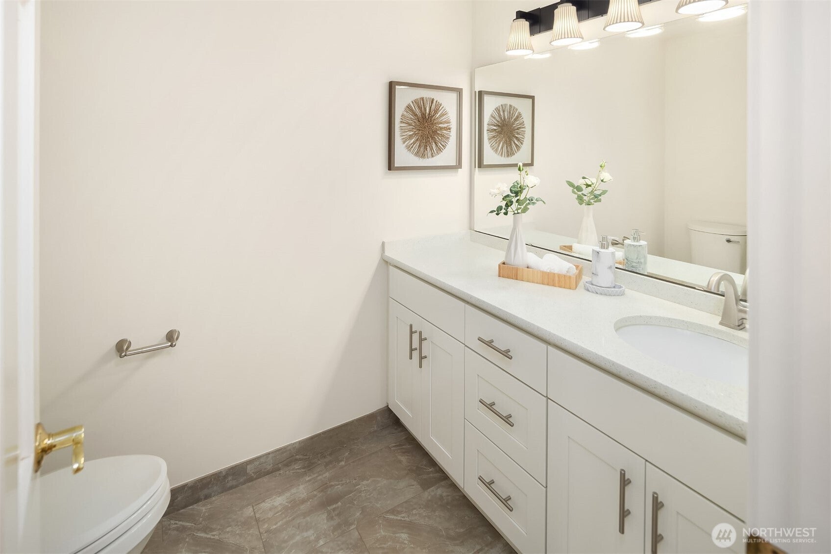 Bellevue, Washington, 98007, United States, ,3 BathroomsBathrooms,Residential,Active,1790832