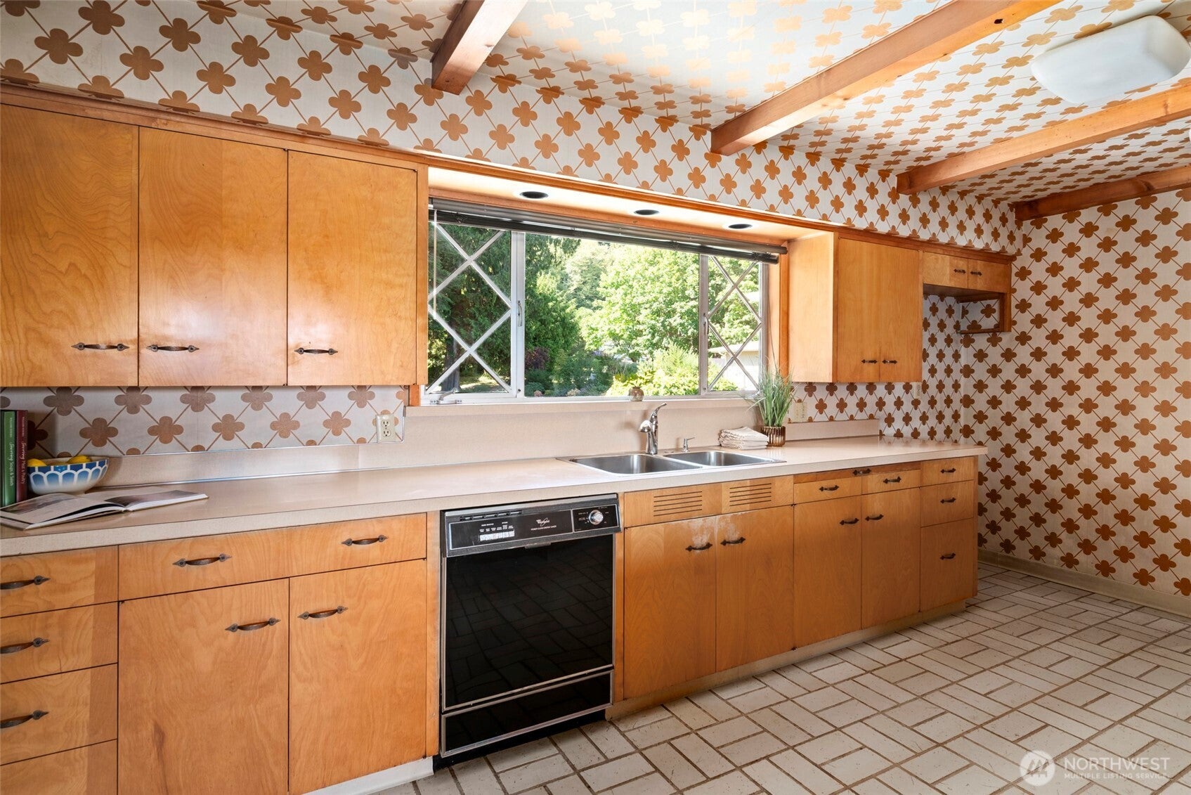 Anacortes, Washington, 98221, United States, 3 Bedrooms Bedrooms, ,2 BathroomsBathrooms,Residential,Active,1922500