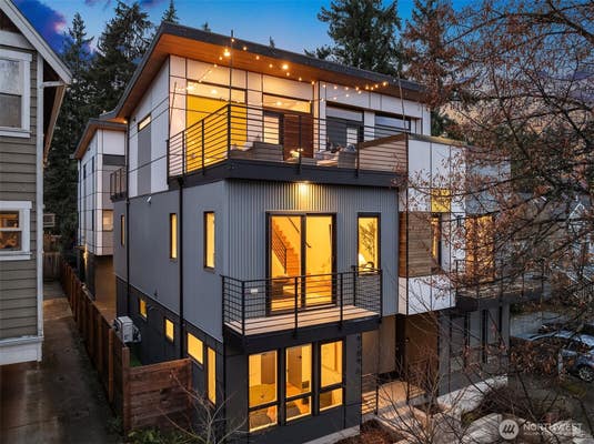 9709 ROOSEVELT WAY NE # A, SEATTLE, WA 98115, photo 1 of 36