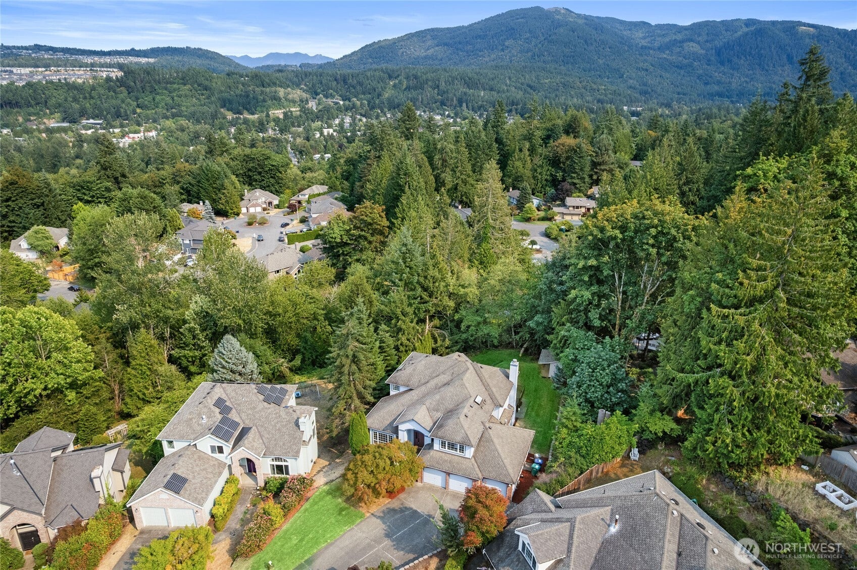 Issaquah, Washington, 98027, United States, 4 Bedrooms Bedrooms, ,2 BathroomsBathrooms,Residential,Active,1914844