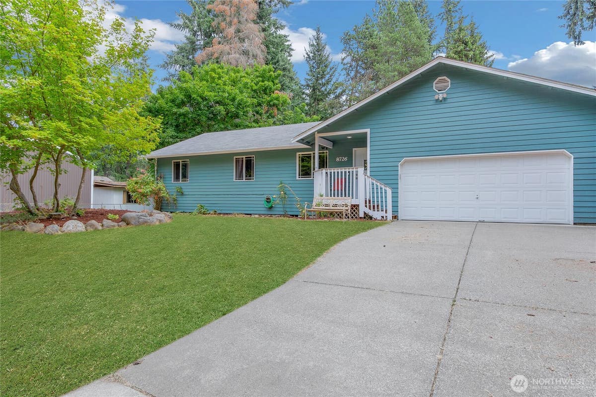 8726 FOXGLOVE CT SE, YELM, WA 98597 | RE/MAX