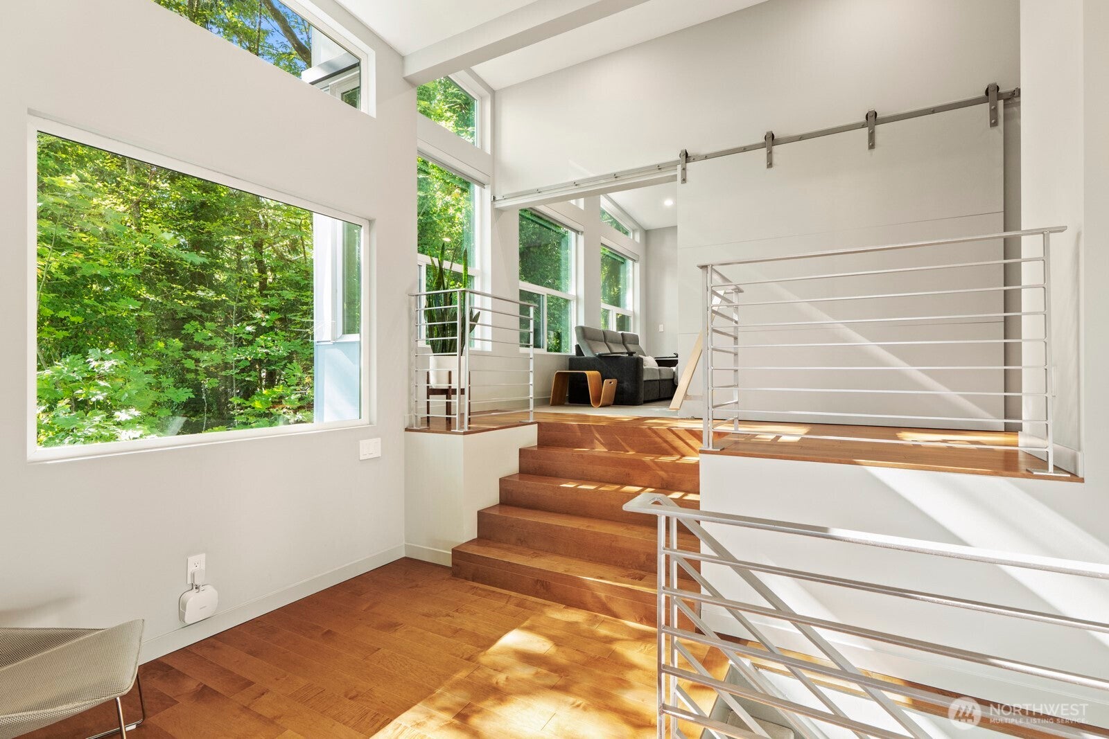 Bellevue, Washington, 98008, United States, 4 Bedrooms Bedrooms, ,5 BathroomsBathrooms,Residential,Active,1960111