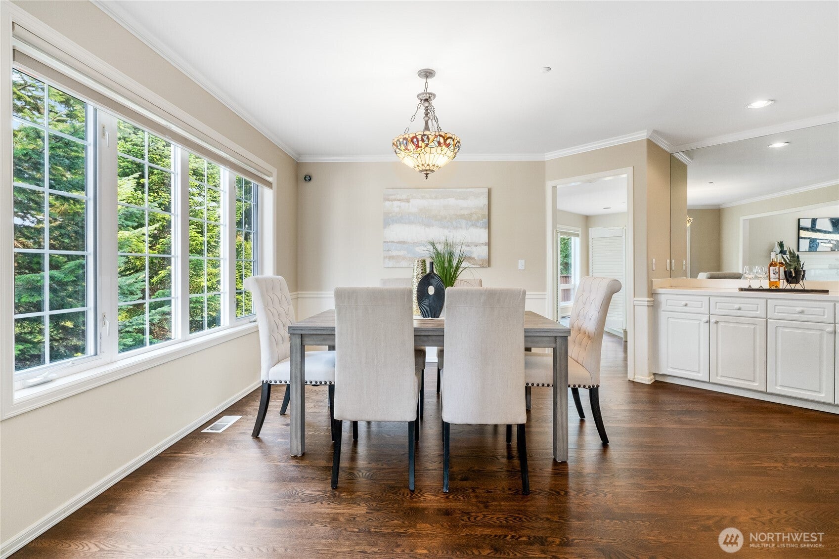 Issaquah, Washington, 98027, United States, 4 Bedrooms Bedrooms, ,2 BathroomsBathrooms,Residential,Active,1914844
