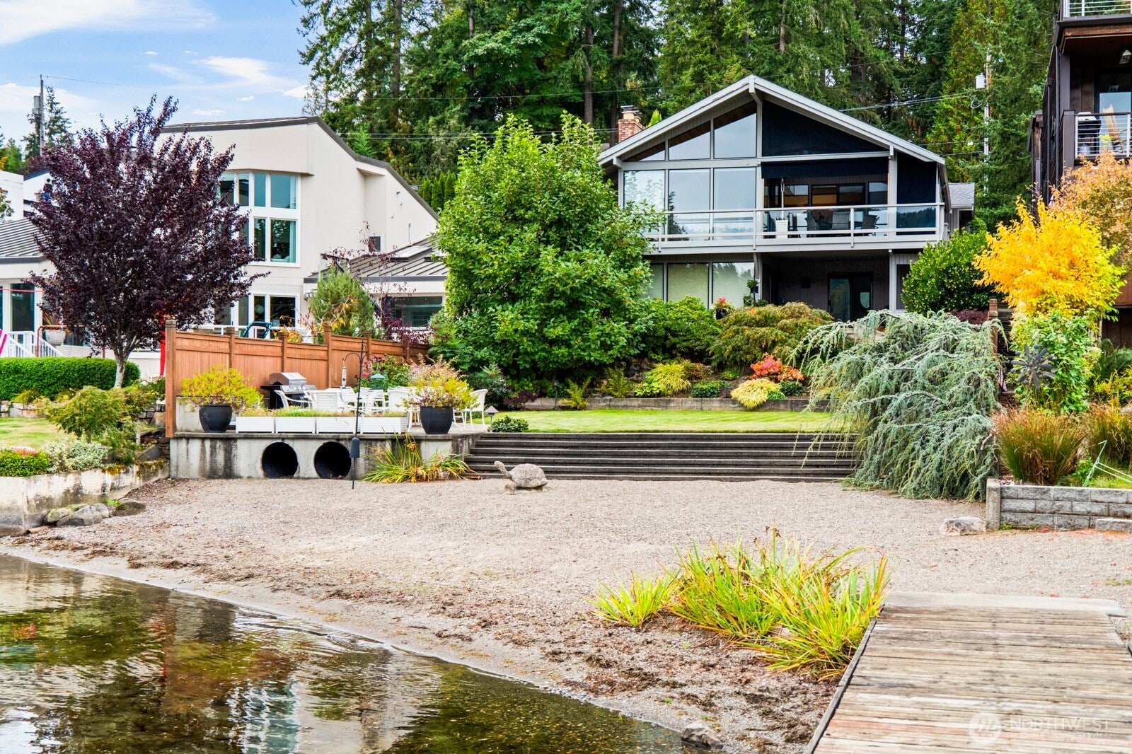 Redmond, Washington, 98052, United States, 4 Bedrooms Bedrooms, ,4 BathroomsBathrooms,Residential,Active,1989771